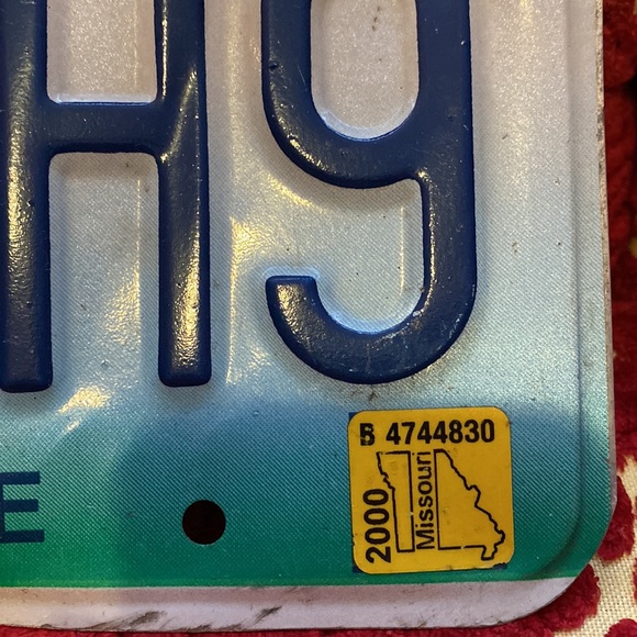 Rustic Retro Missouri License Plate - Picture 10 of 11